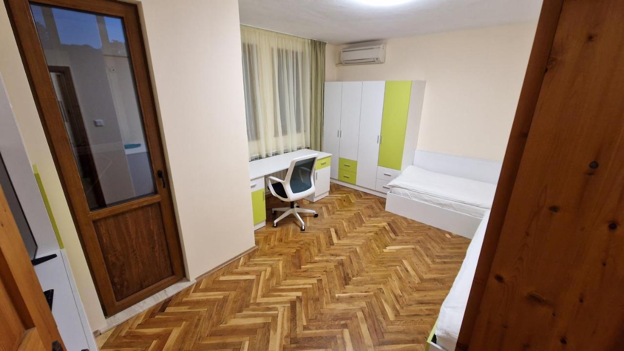 Къща За Гости Великите Veliko Tárnovo Exterior foto