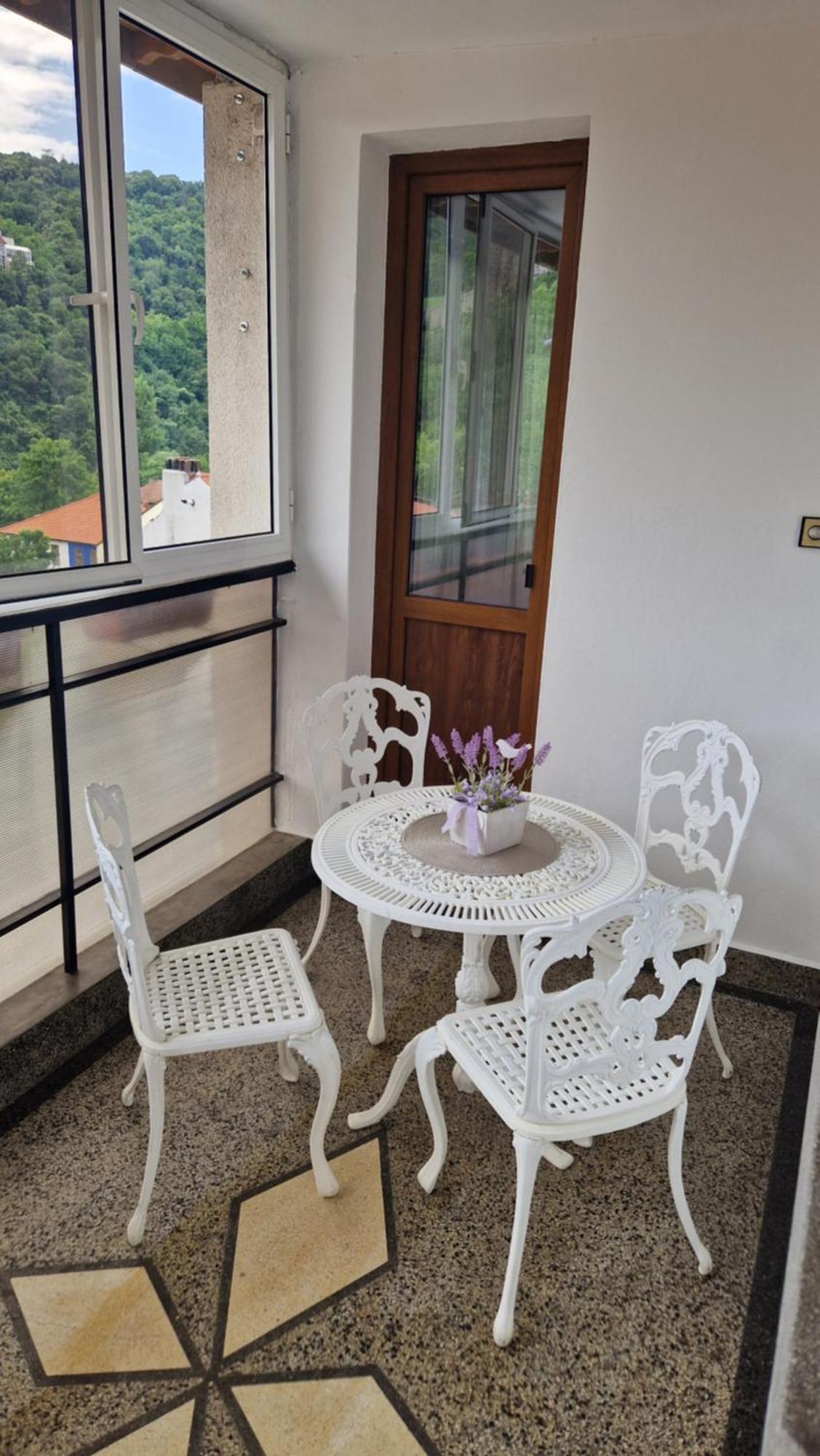 Къща За Гости Великите Veliko Tárnovo Exterior foto